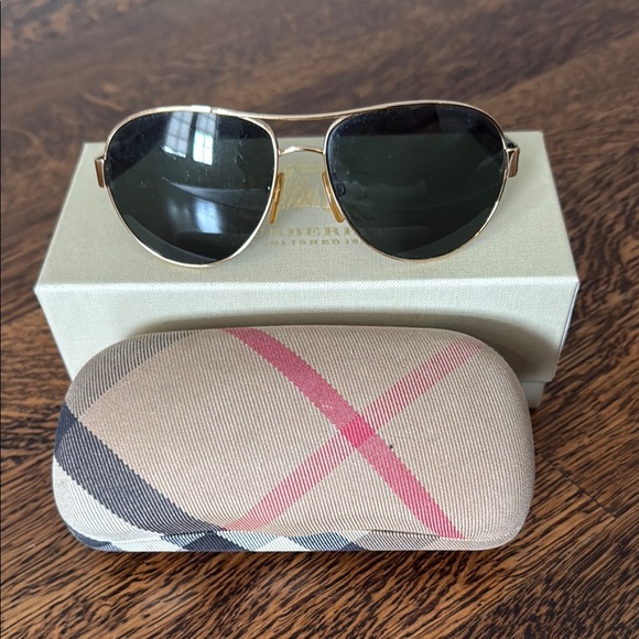 Burberry Gold Aviator Sunglasses - Picture 1 of 2